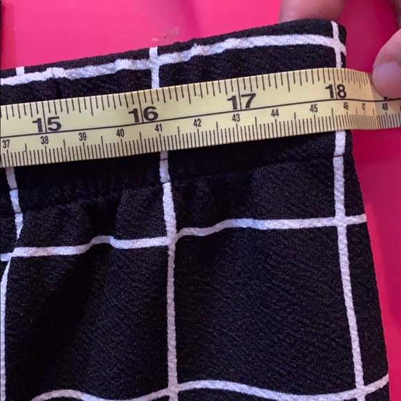 SHEIN CROP TOP & PENCIL SHIRT - Picture 8 of 8